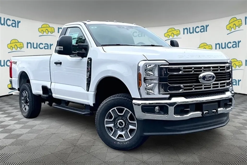 2025 Ford F-350 photo 1