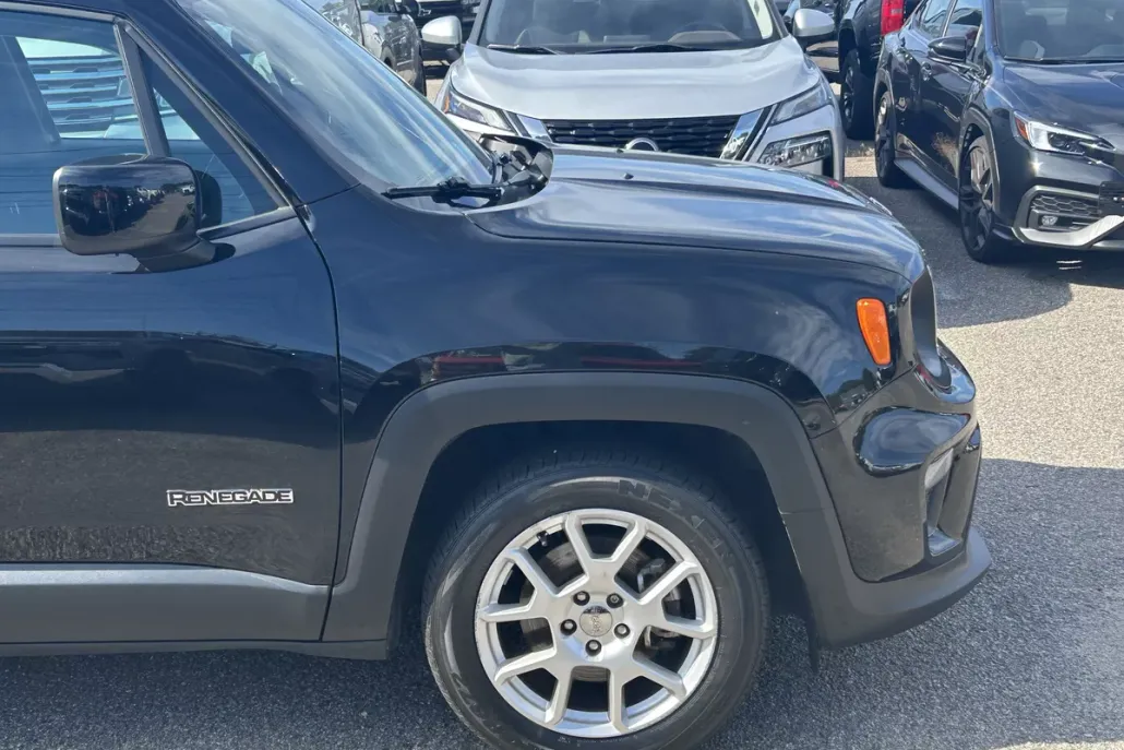 2020 Jeep Renegade Latitude photo 1