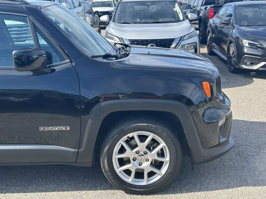 2020 Jeep Renegade Latitude photo 1