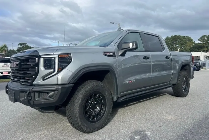 2024 Gmc Sierra 1500 AT4X photo 1