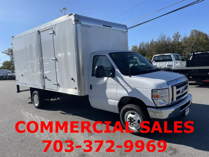 2025 Ford E-450 photo 1