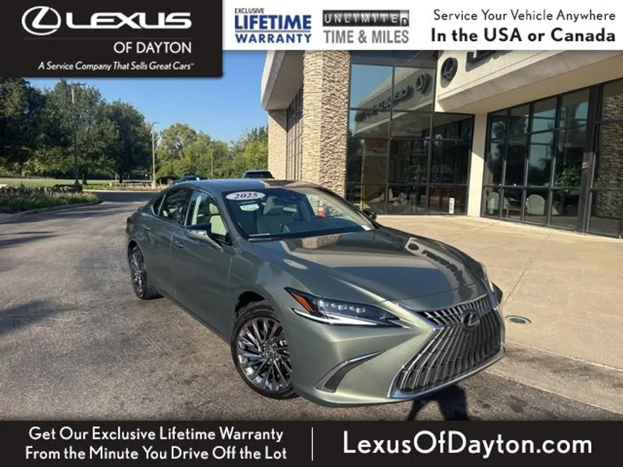 2025 Lexus ES 300h Ultra Luxury photo 1