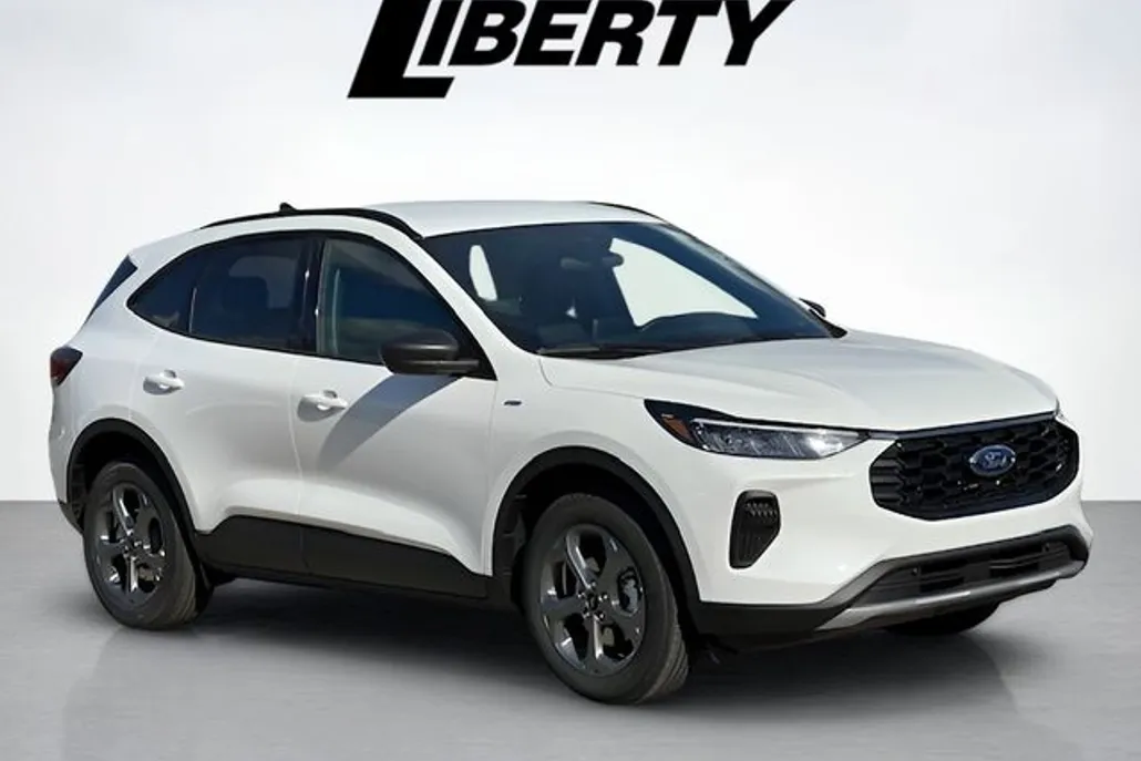 2025 Ford Escape ST-Line photo 1