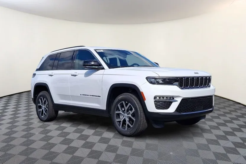 2025 Jeep Grand Cherokee Limited photo 1