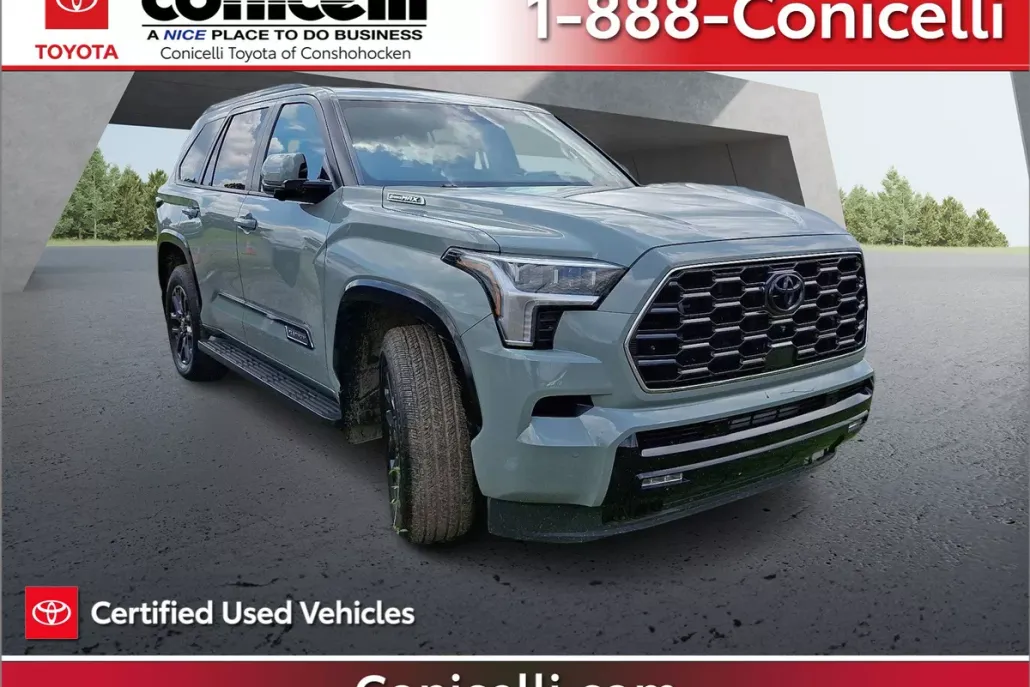 2025 Toyota Sequoia Platinum photo 1