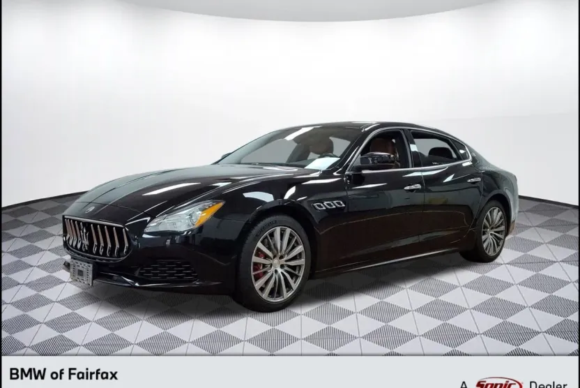 2017 Maserati Quattroporte S photo 1