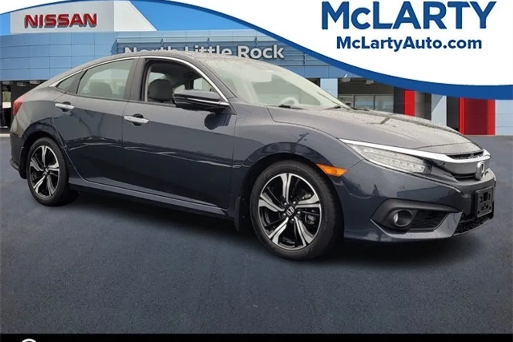 2016 Honda Civic Touring photo 1