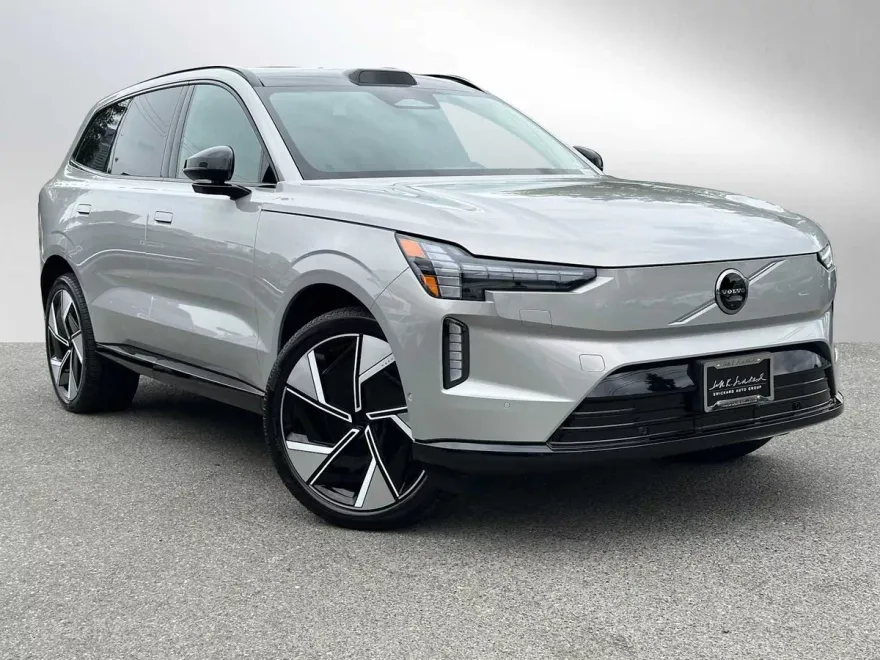 2025 Volvo EX90 Twin Motor Performance Plus photo 1