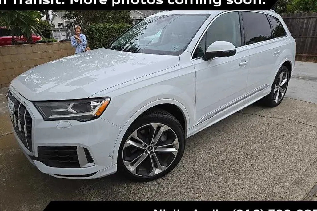 2022 Audi Q7 Premium Plus photo 1