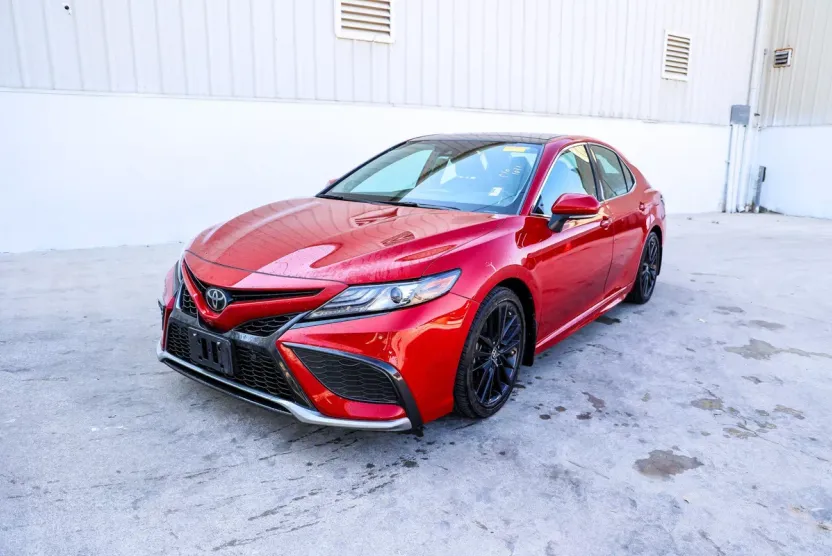 2021 Toyota Camry XSE photo 1