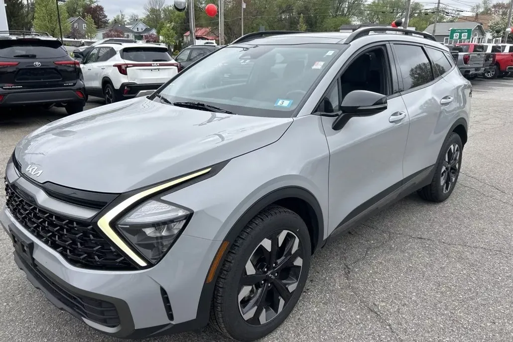 2023 Kia Sportage X-Line photo 1