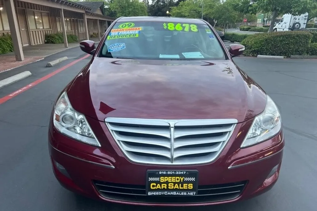 2009 Hyundai Genesis 3.8 photo 1