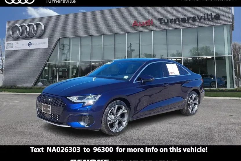 2022 Audi A3 40 Premium photo 1