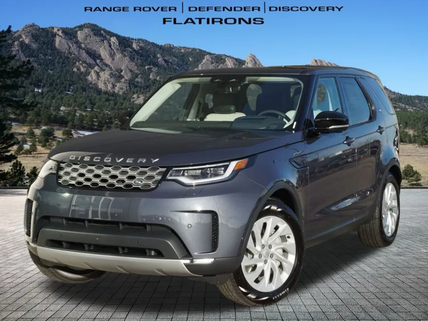 2025 Land Rover Discovery S photo 1