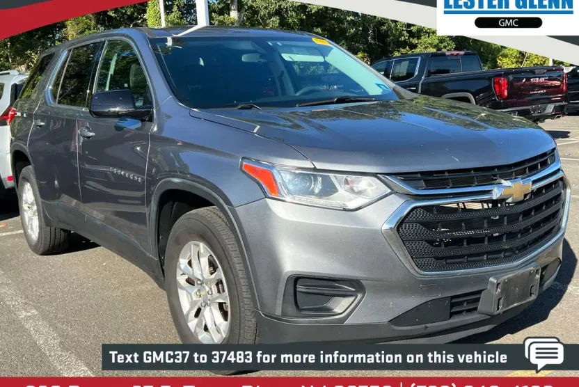 2020 Chevrolet Traverse LS photo 1
