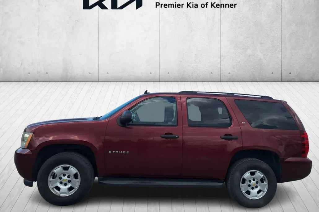 2009 Chevrolet Tahoe LS photo 1