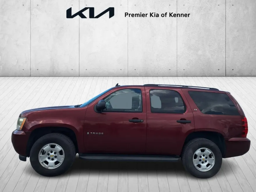 2009 Chevrolet Tahoe LS photo 1