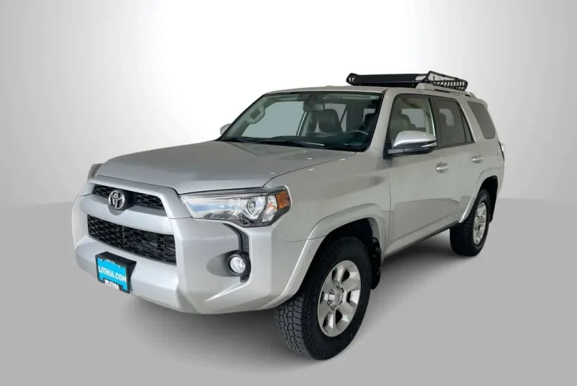 2017 Toyota 4Runner SR5 Premium photo 1