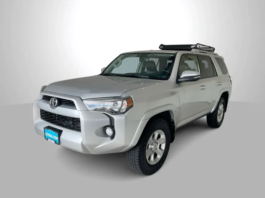 2017 Toyota 4Runner SR5 Premium photo 1