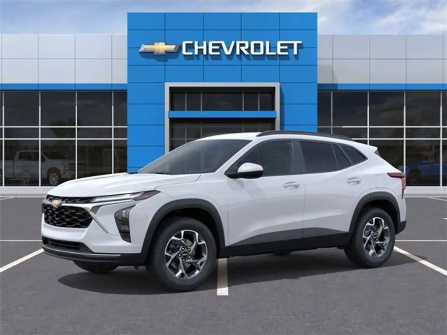 2026 Chevrolet Trax LT photo 1