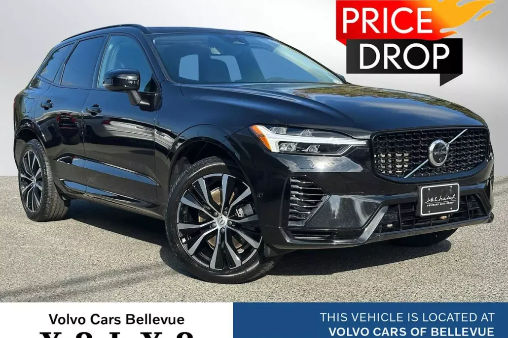 2023 Volvo XC60 Recharge Hybrid Plus photo 1