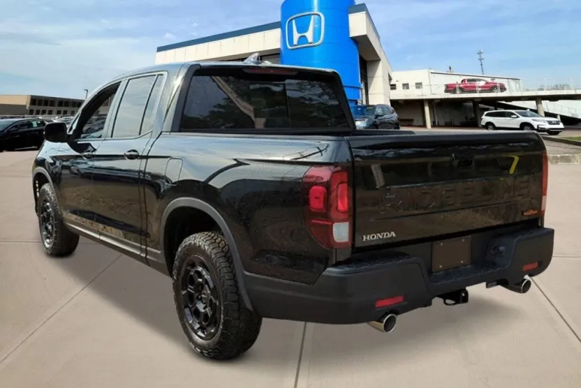 2026 Honda Ridgeline TrailSport photo 1