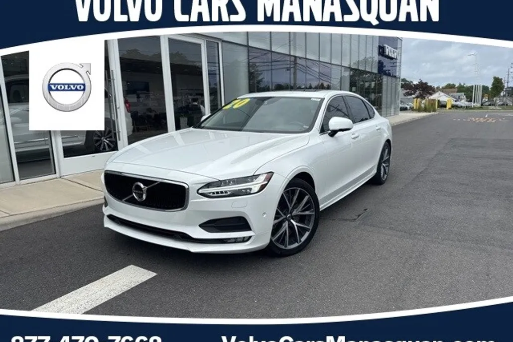 2020 Volvo S90 T6 Momentum photo 1