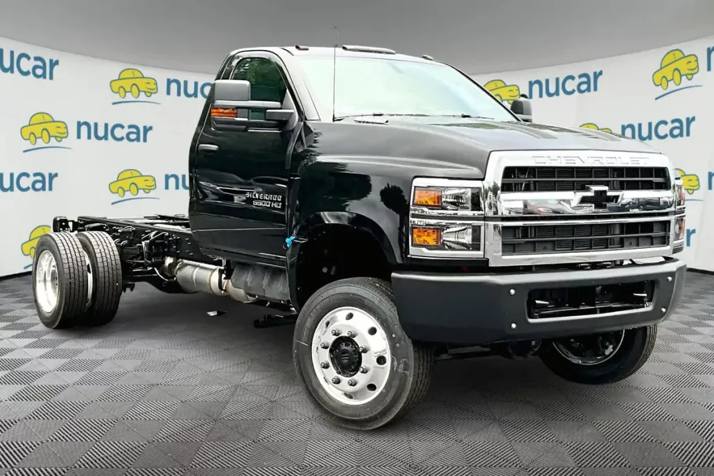 2024 Chevrolet Silverado 5500HD Work Truck photo 1