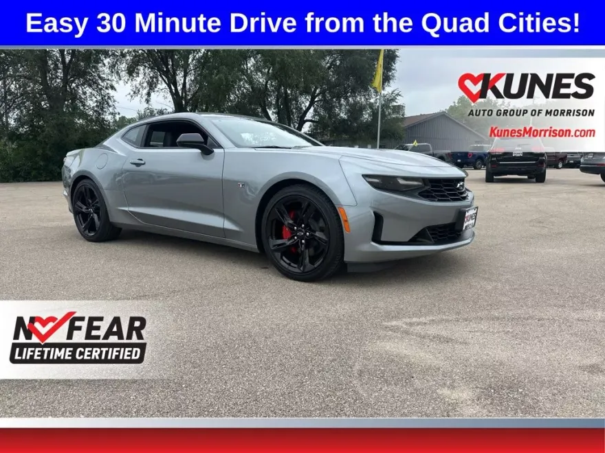 2024 Chevrolet Camaro 2LT photo 1