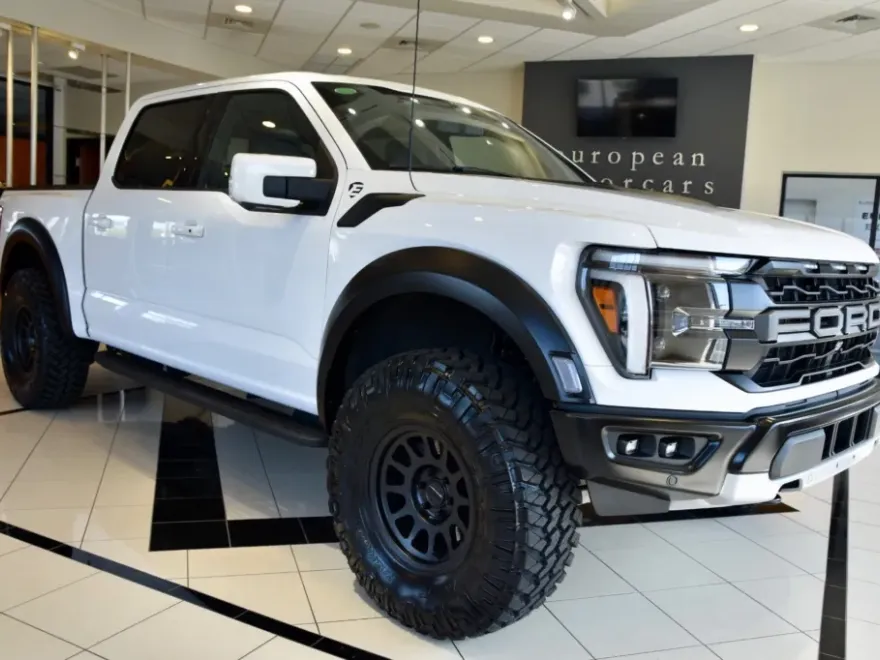 2024 Ford F-150 Raptor photo 1