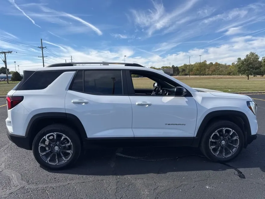 2025 Gmc Terrain Elevation photo 1