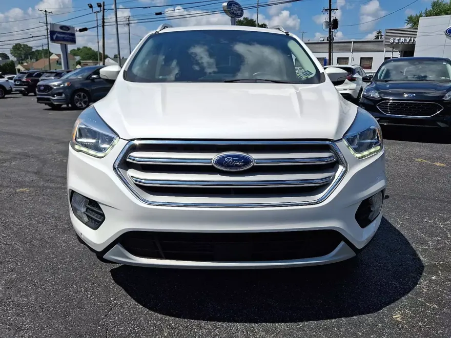 2019 Ford Escape Titanium photo 1