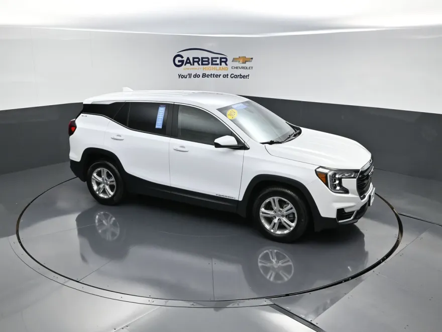 2024 Gmc Terrain SLE photo 1