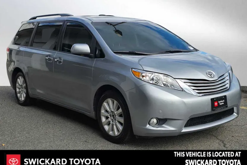 2014 Toyota Sienna Limited photo 1