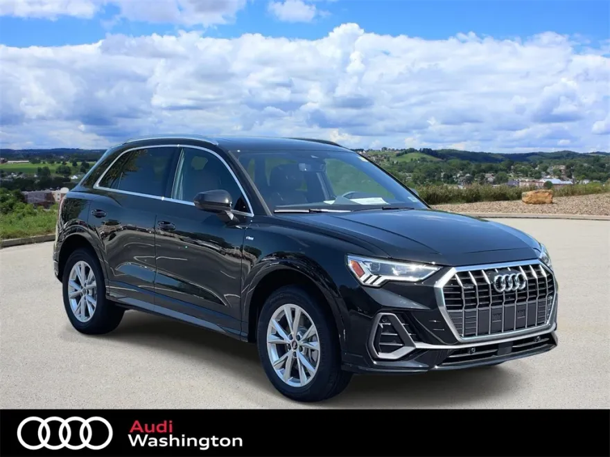 2025 Audi Q3 Premium S line 45 TFSI photo 1