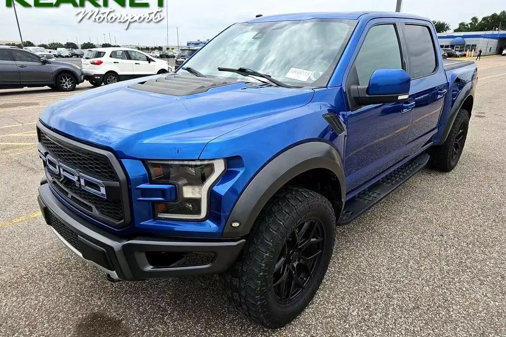 2017 Ford F-150 Raptor photo 1