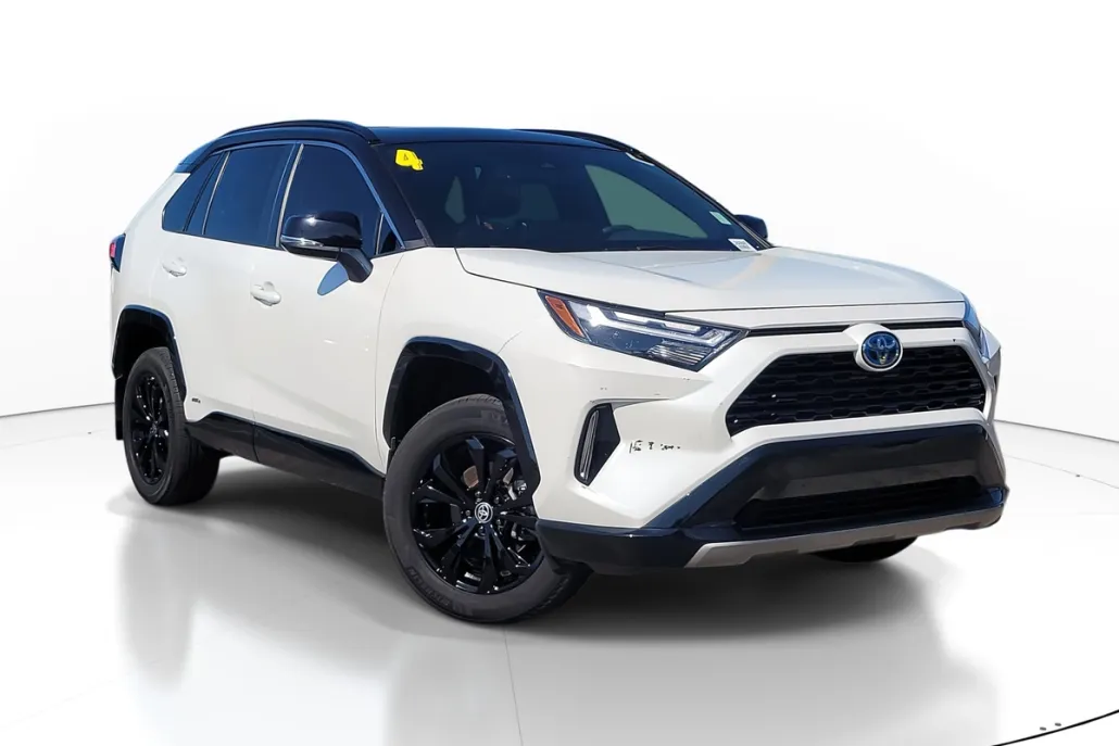 2024 Toyota RAV4 Hybrid XSE photo 1