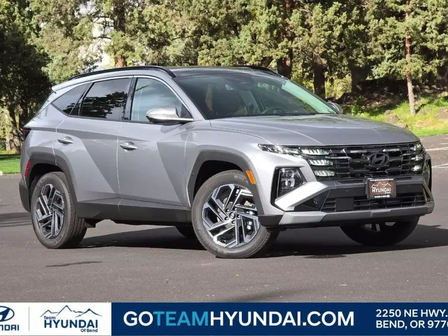 2025 Hyundai Tucson Hybrid Limited photo 1