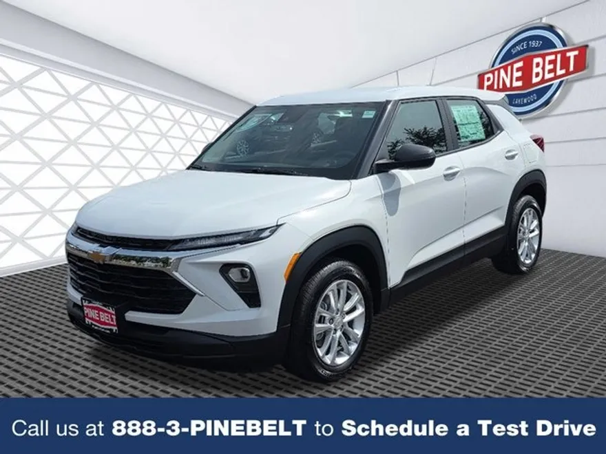 2026 Chevrolet Trailblazer LS photo 1