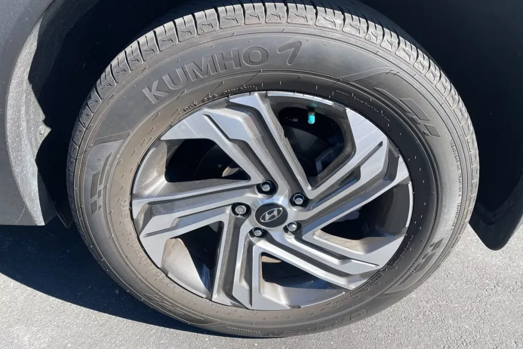 2021 Hyundai Santa Fe SEL photo 1