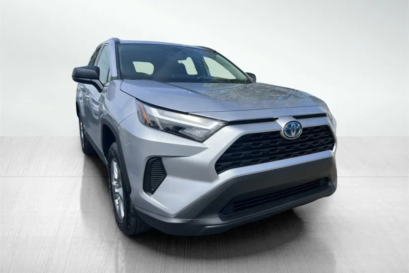 2024 Toyota RAV4 Hybrid LE photo 1