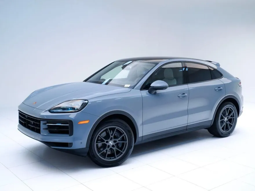 2025 Porsche Cayenne photo 1