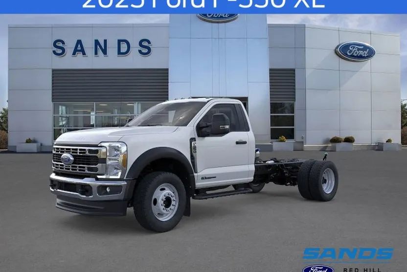 2025 Ford F-550 XL photo 1