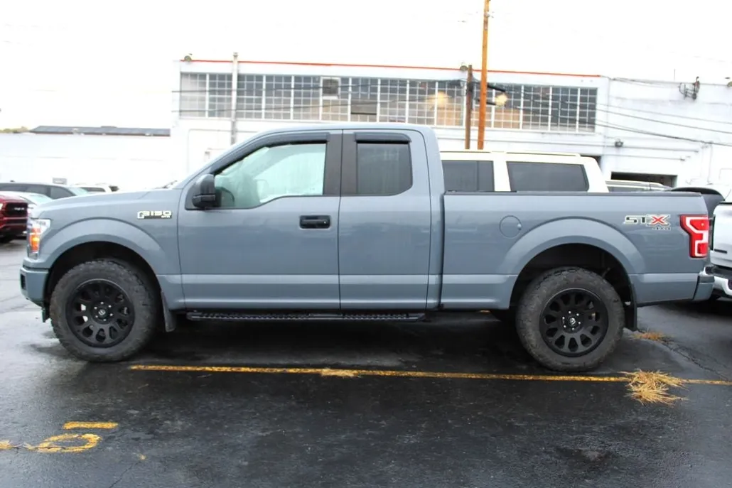 2020 Ford F-150 XL photo 1