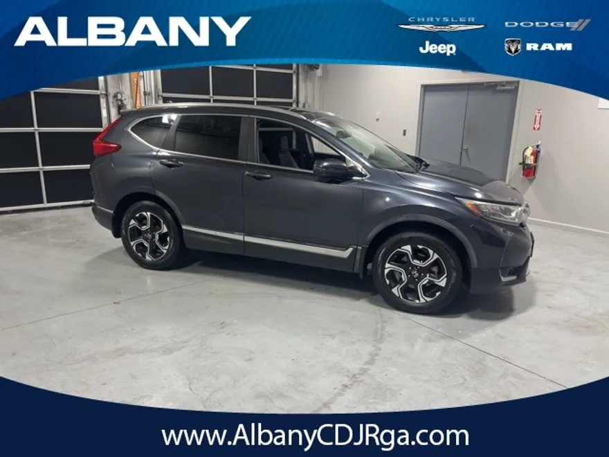 2017 Honda CR-V Touring photo 1