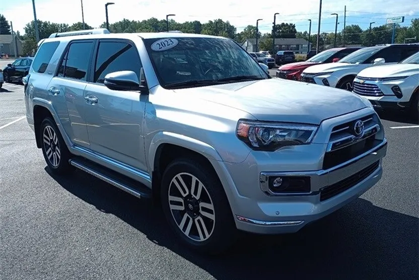 2023 Toyota 4Runner Limited photo 1