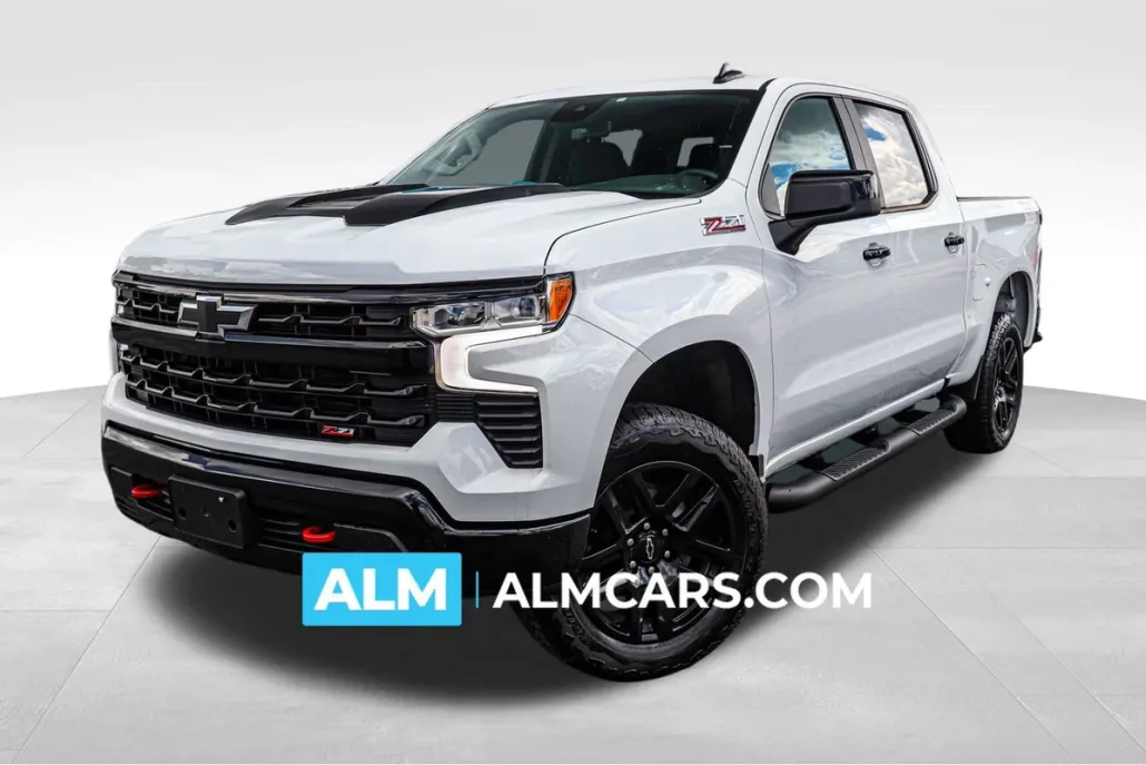 2025 Chevrolet Silverado 1500 LT Trail Boss photo 1