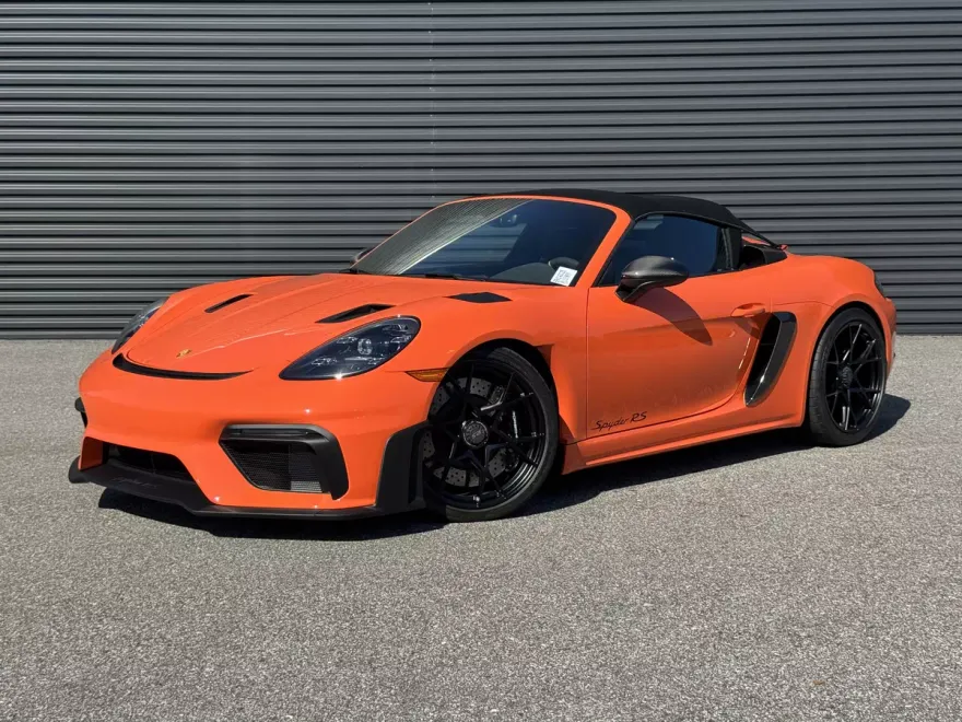 2024 Porsche Boxster Spyder photo 1