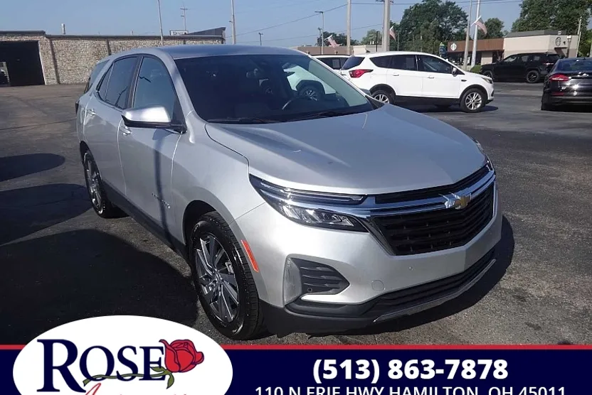2022 Chevrolet Equinox LT photo 1