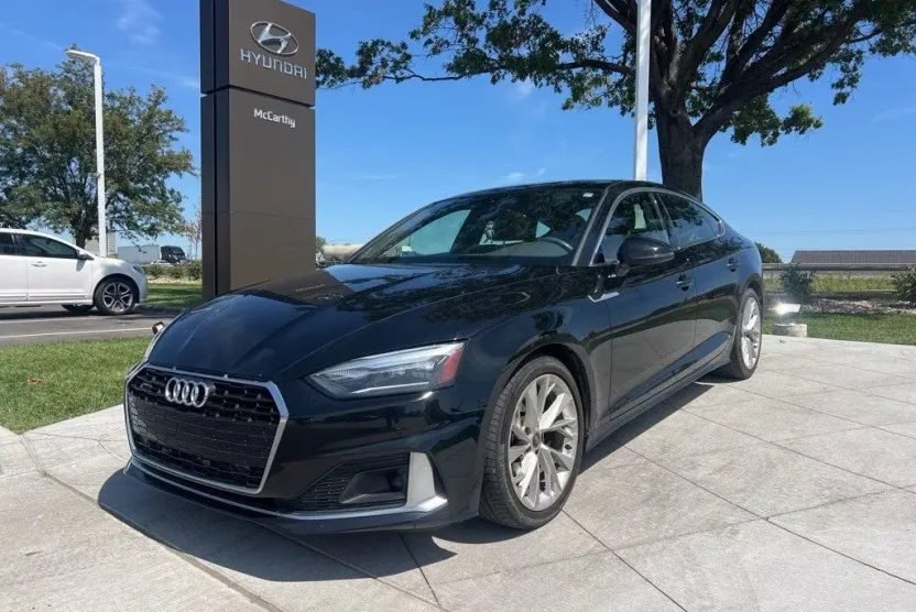 2022 Audi A5 Premium Quattro photo 1